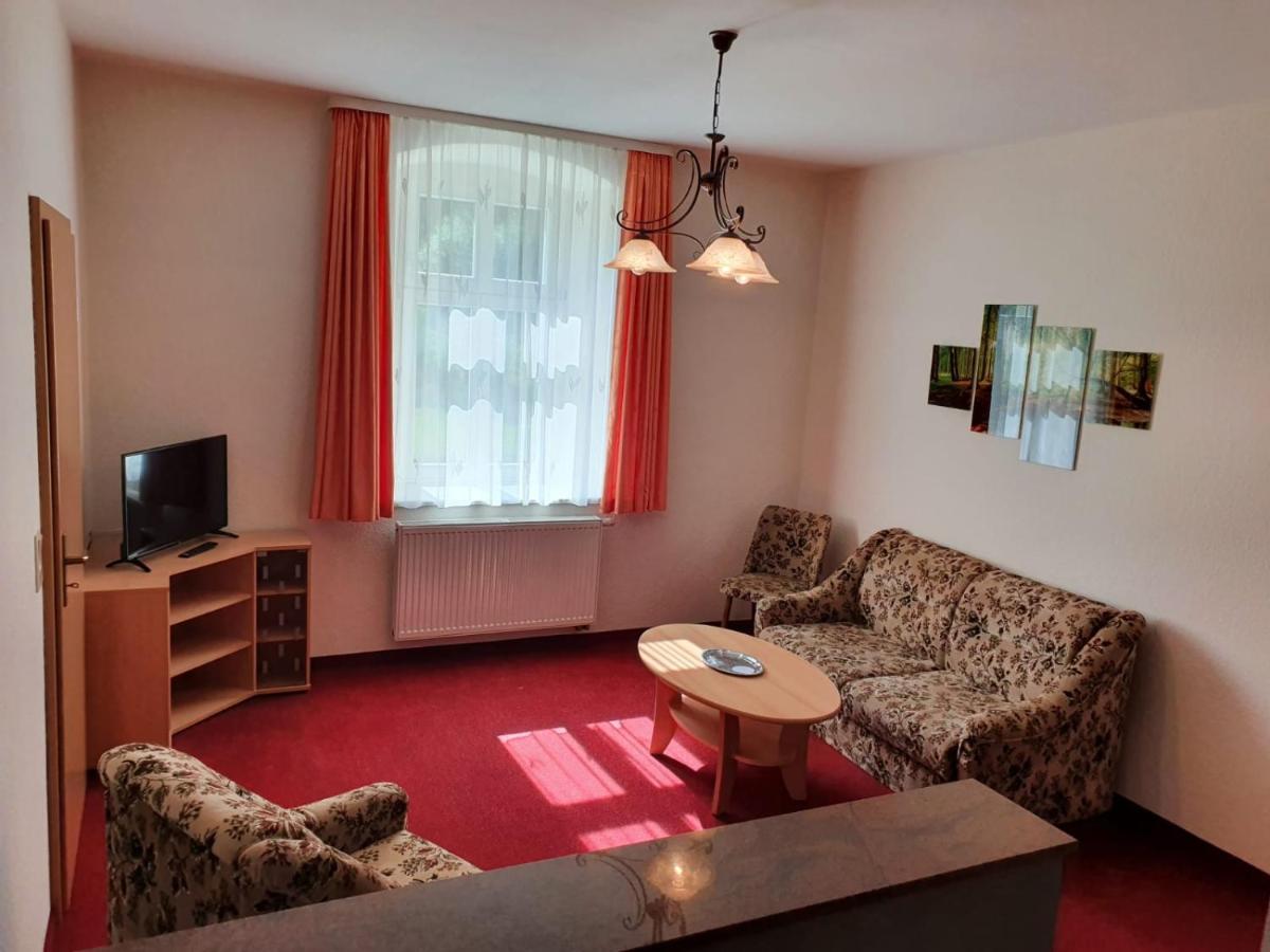 באד שאנדאו Hotel Garni Dekorahaus מראה חיצוני תמונה