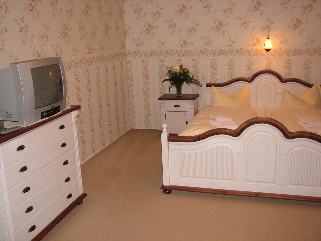 באד שאנדאו Hotel Garni Dekorahaus חדר תמונה