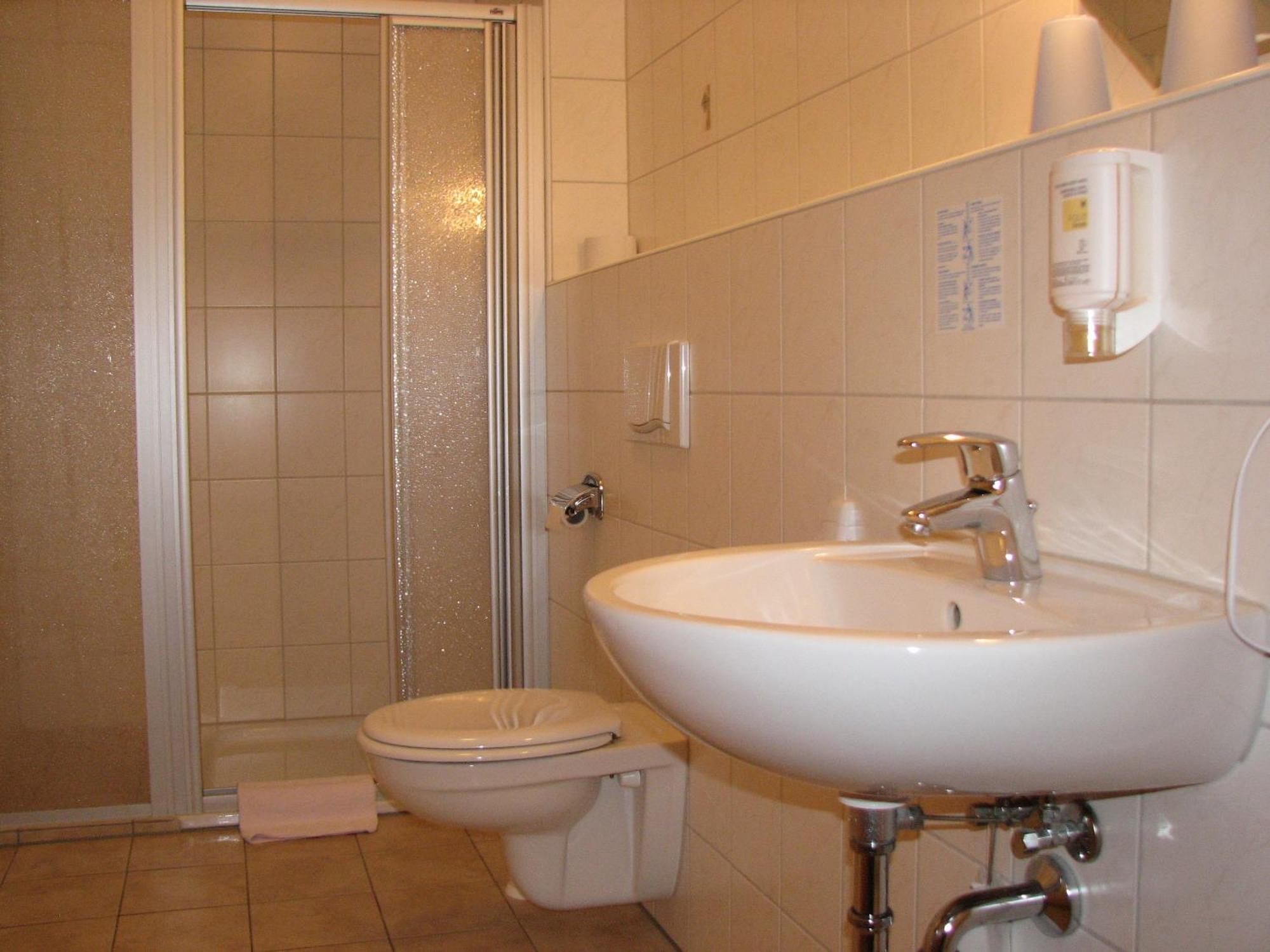 באד שאנדאו Hotel Garni Dekorahaus מראה חיצוני תמונה