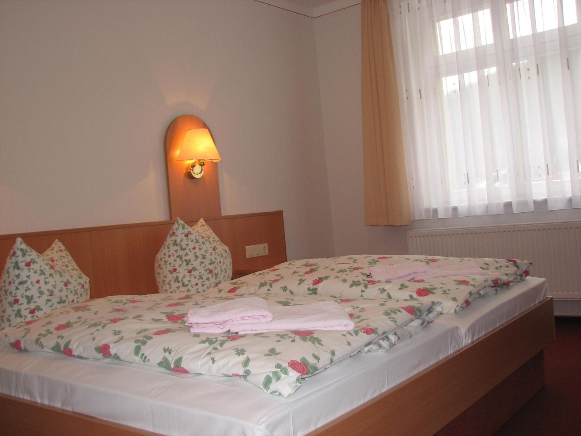 באד שאנדאו Hotel Garni Dekorahaus מראה חיצוני תמונה