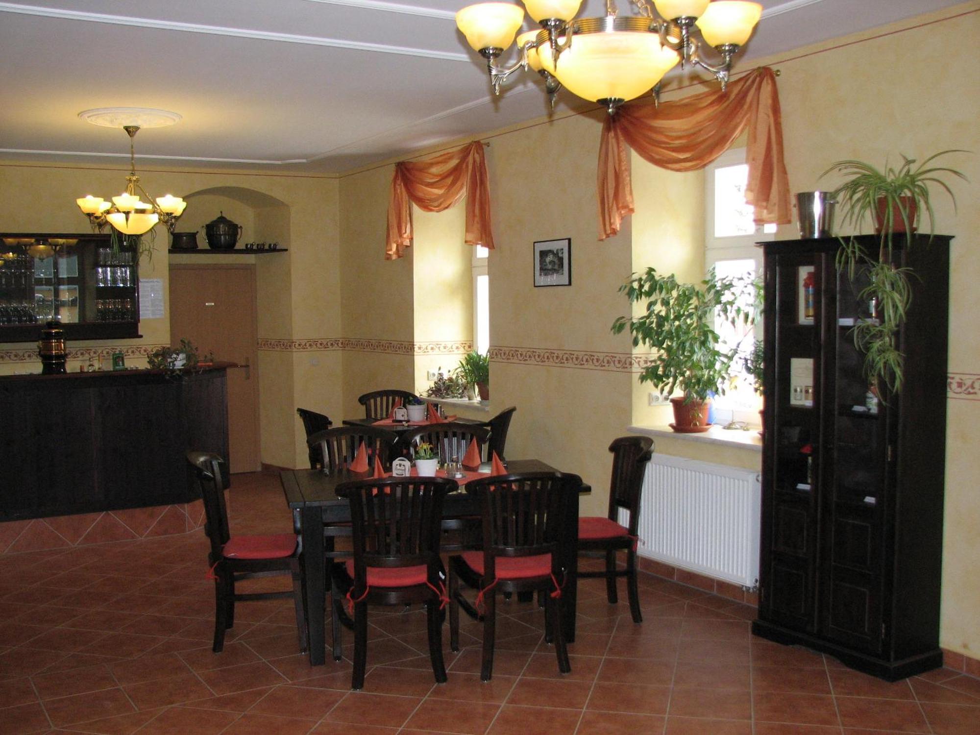 באד שאנדאו Hotel Garni Dekorahaus מראה חיצוני תמונה