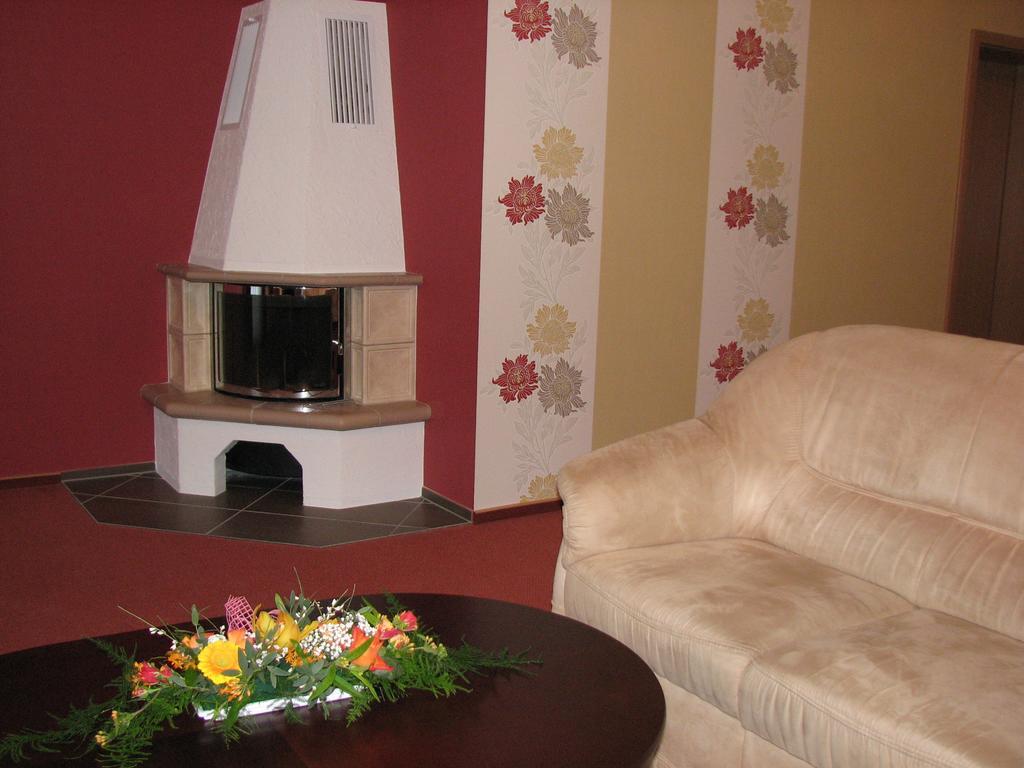 באד שאנדאו Hotel Garni Dekorahaus חדר תמונה