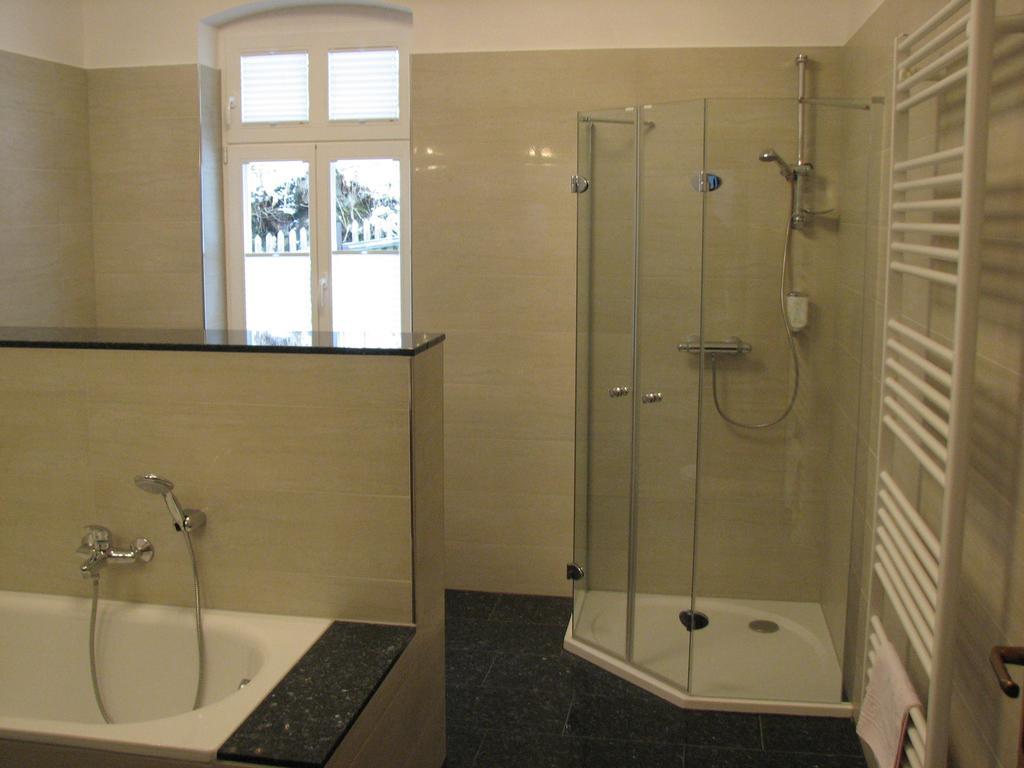באד שאנדאו Hotel Garni Dekorahaus חדר תמונה
