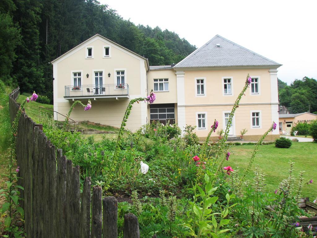 באד שאנדאו Hotel Garni Dekorahaus מראה חיצוני תמונה