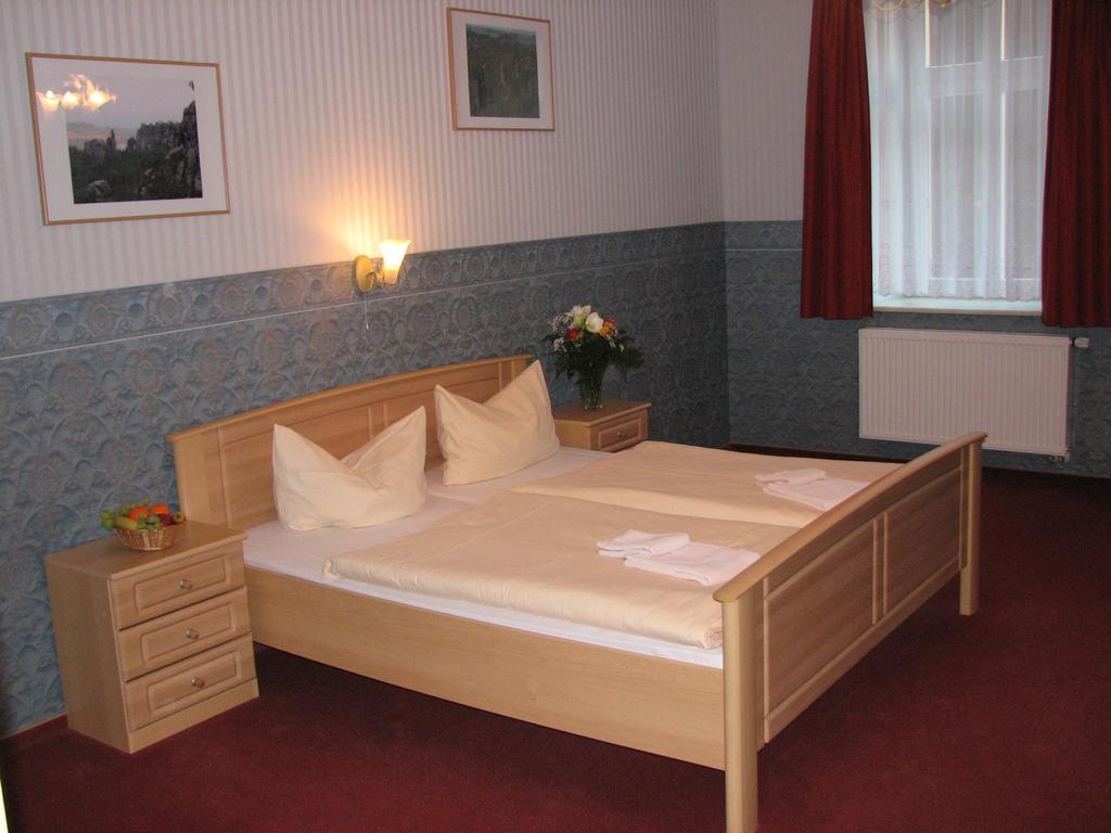 באד שאנדאו Hotel Garni Dekorahaus חדר תמונה