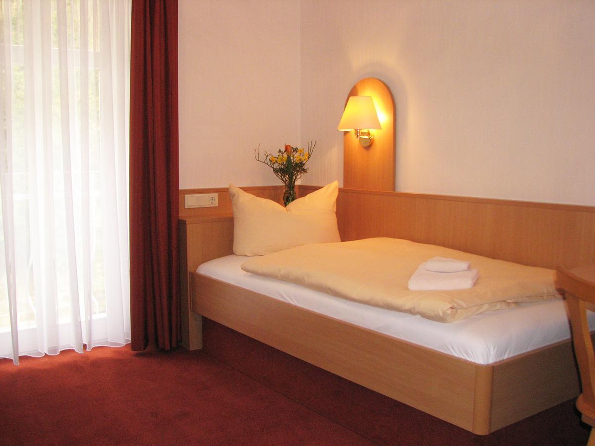 באד שאנדאו Hotel Garni Dekorahaus מראה חיצוני תמונה