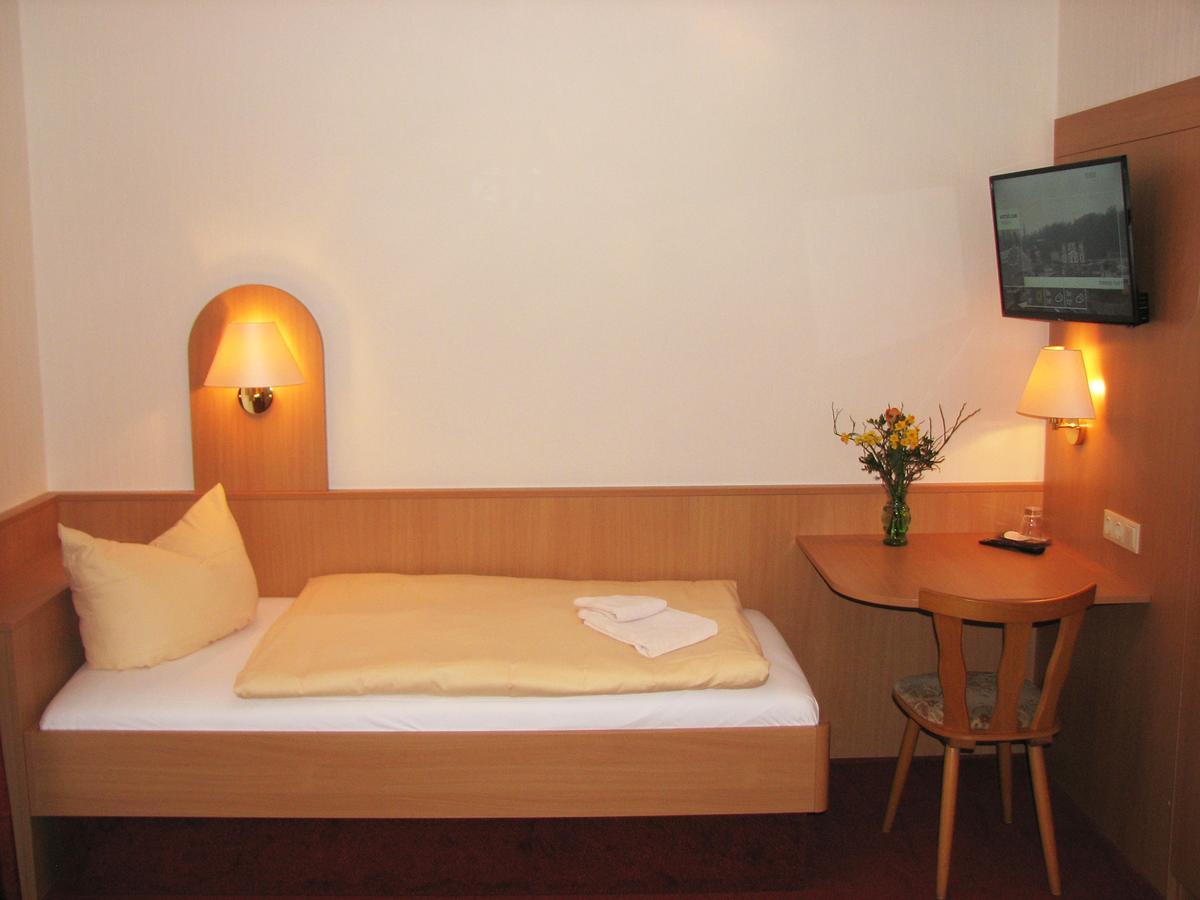באד שאנדאו Hotel Garni Dekorahaus מראה חיצוני תמונה