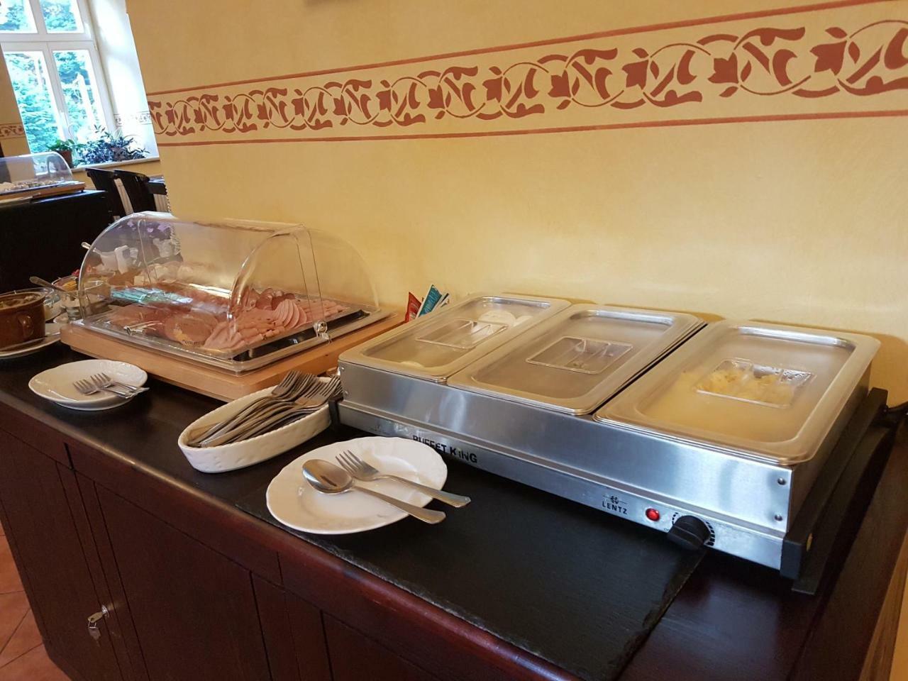 באד שאנדאו Hotel Garni Dekorahaus מראה חיצוני תמונה