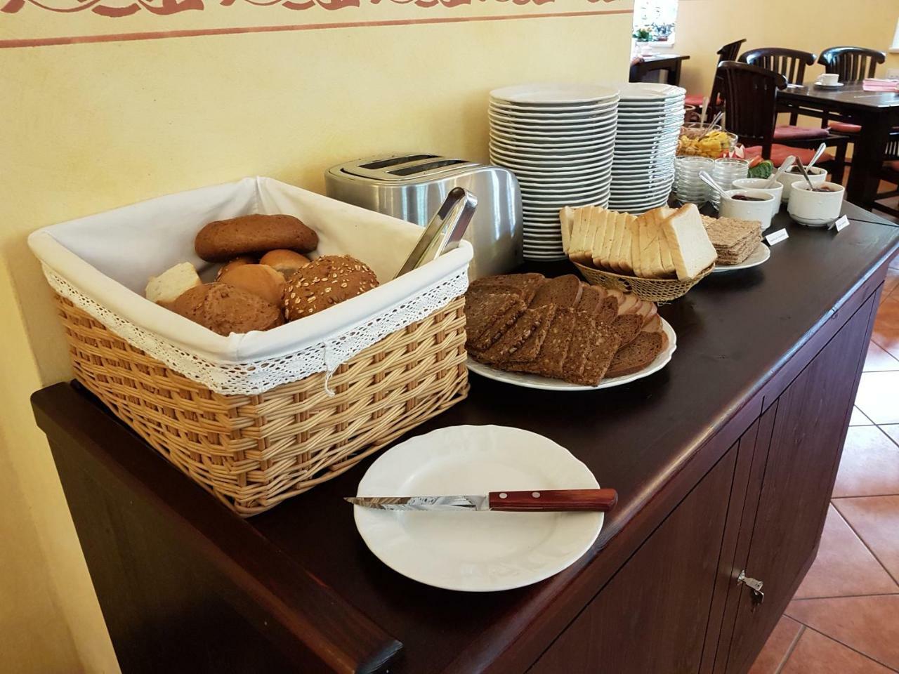 באד שאנדאו Hotel Garni Dekorahaus מראה חיצוני תמונה