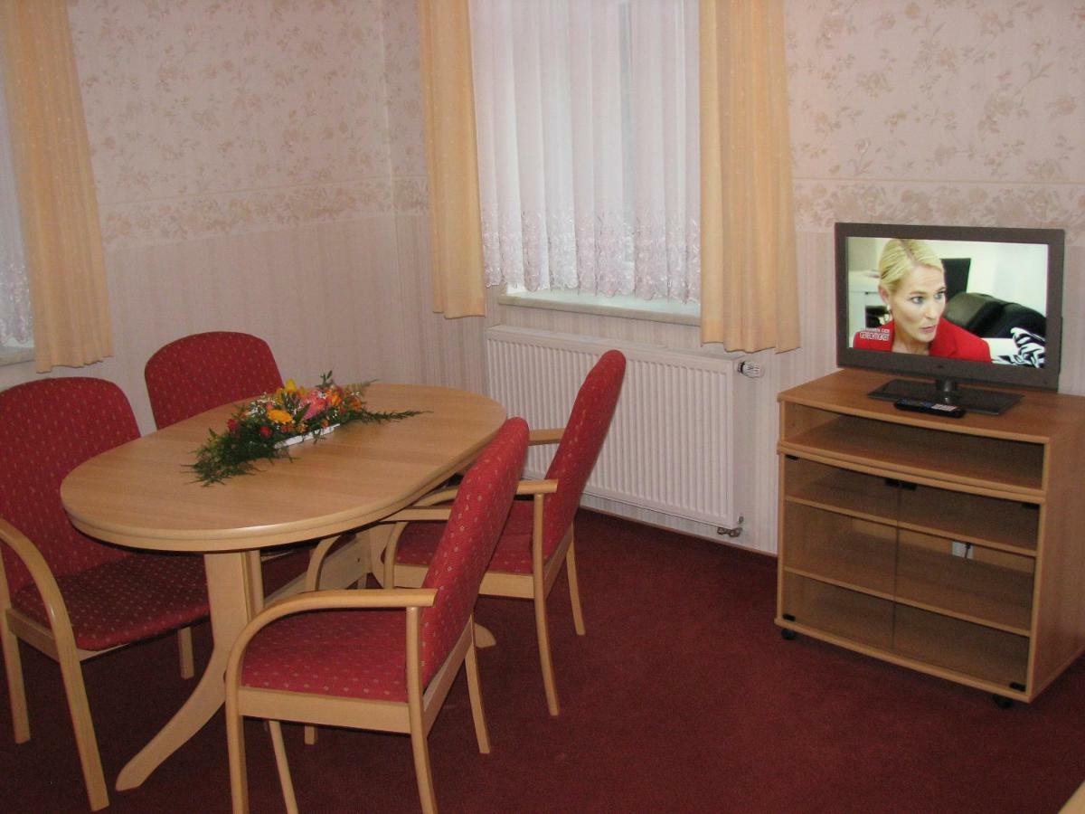 באד שאנדאו Hotel Garni Dekorahaus מראה חיצוני תמונה